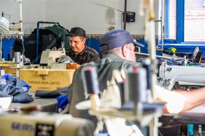 Здесь также есть мастерская по изготовлению форм для работы со швами.