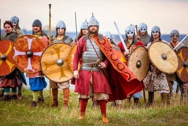 Преимущества использования интерактивных упражнений в преподавании исторических военных событий